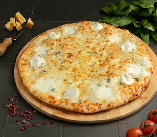 <span style="font-weight: 700;">5 сыров 500 г</span><br>